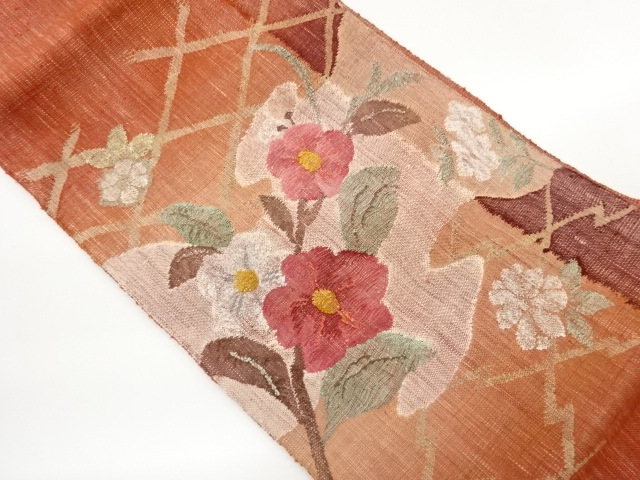 手織り真綿紬椿模様織出し名古屋帯